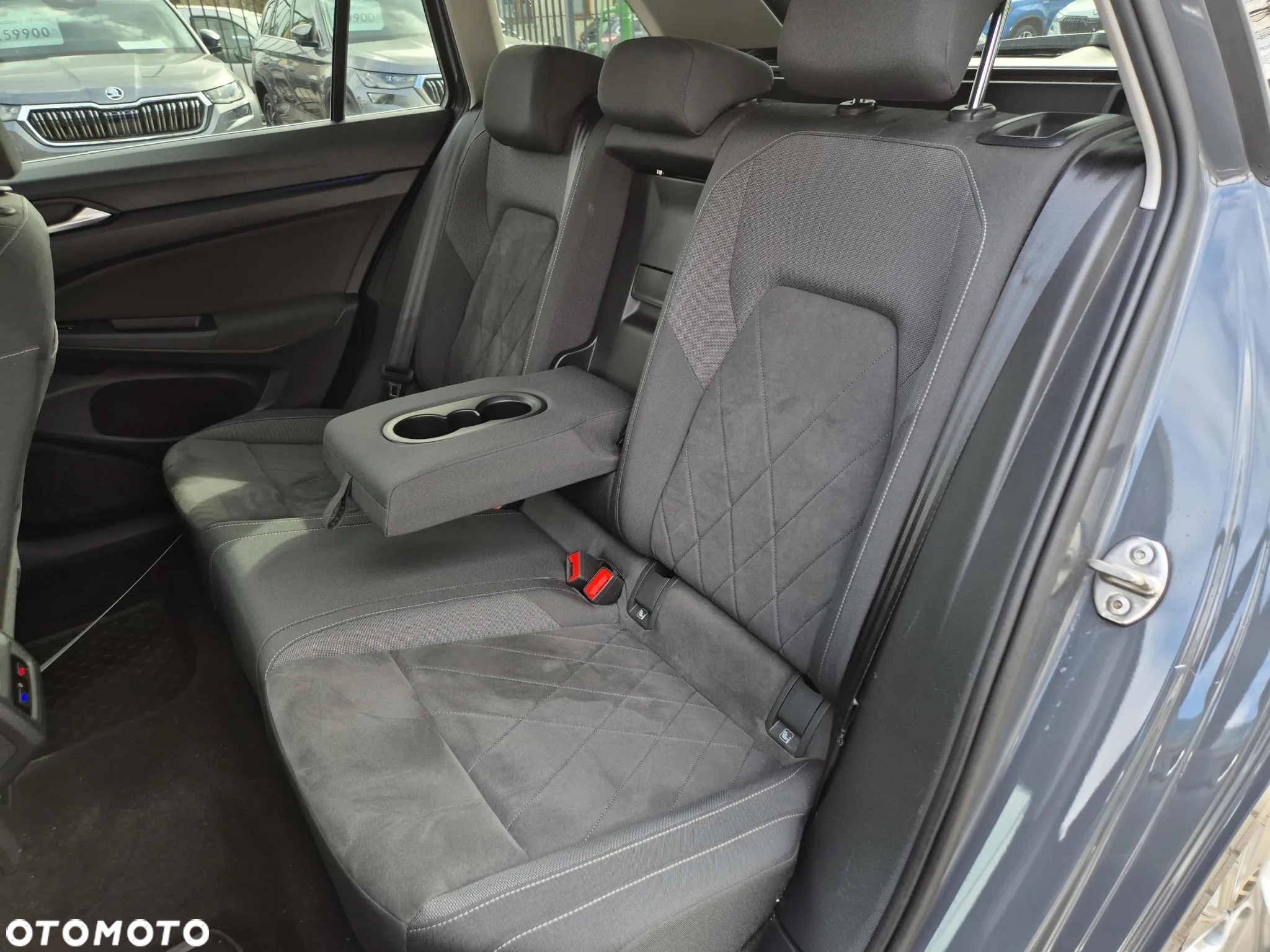 Volkswagen Golf VIII 2.0 TDI Style DSG - 16