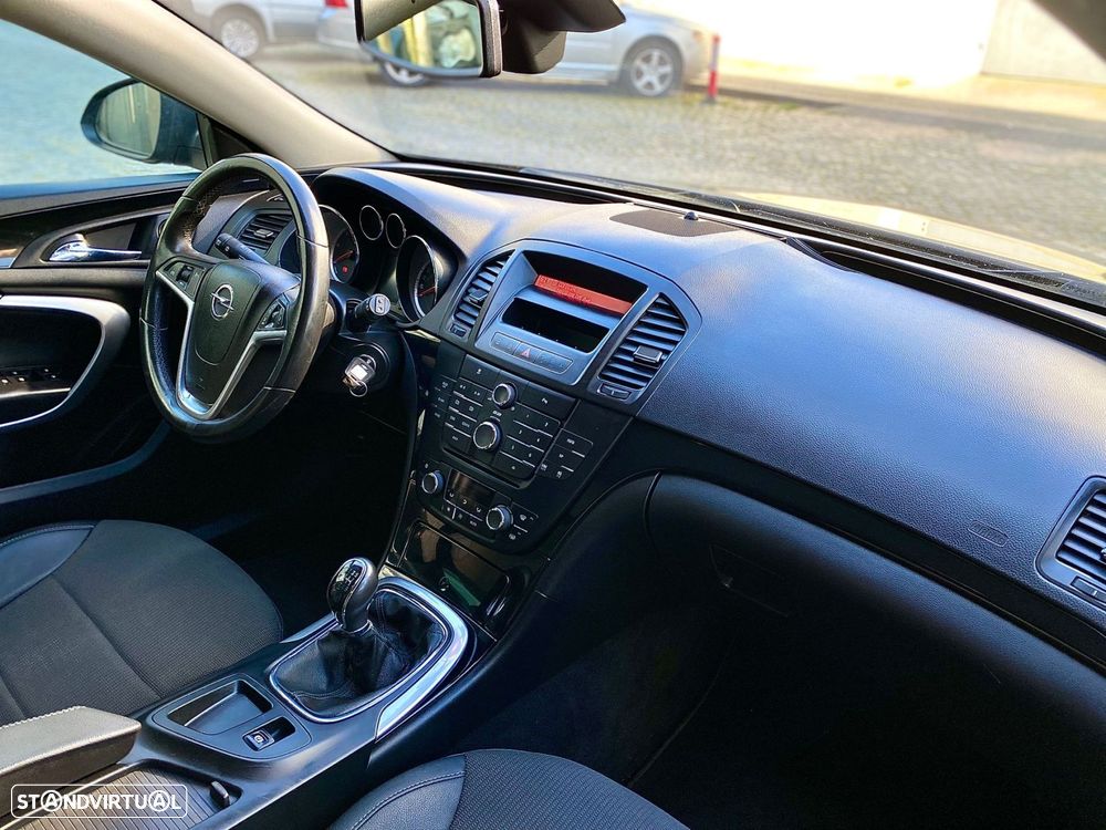 Opel Insignia Sports Tourer 2.0 CDTi Cosmo - 25