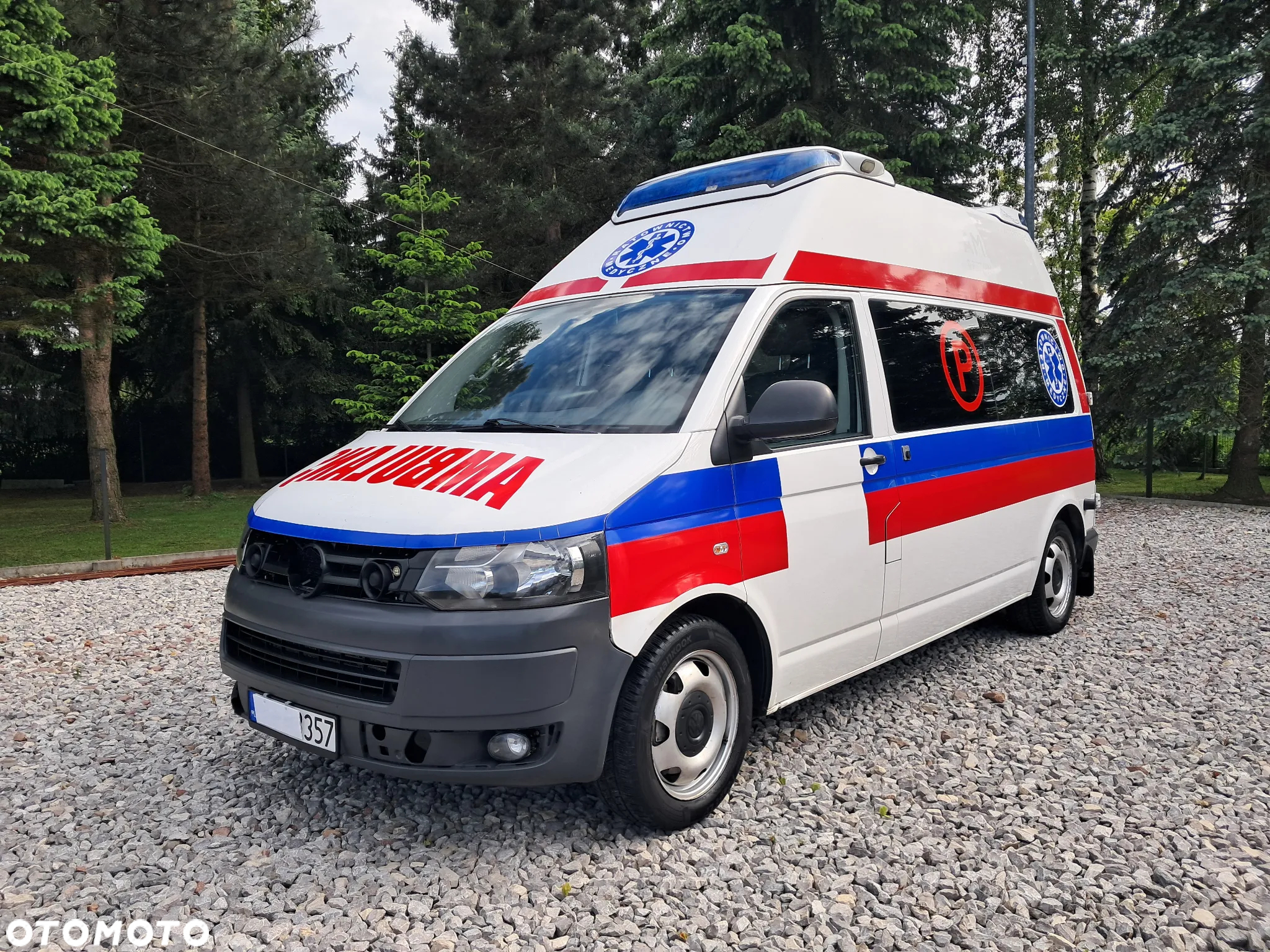 Volkswagen Transporter T5 Karetka Ambulans 4X4 - 2