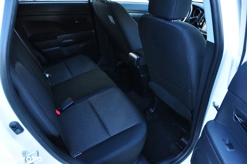 Mitsubishi ASX 1.6 DI-D 2WD Top - 28