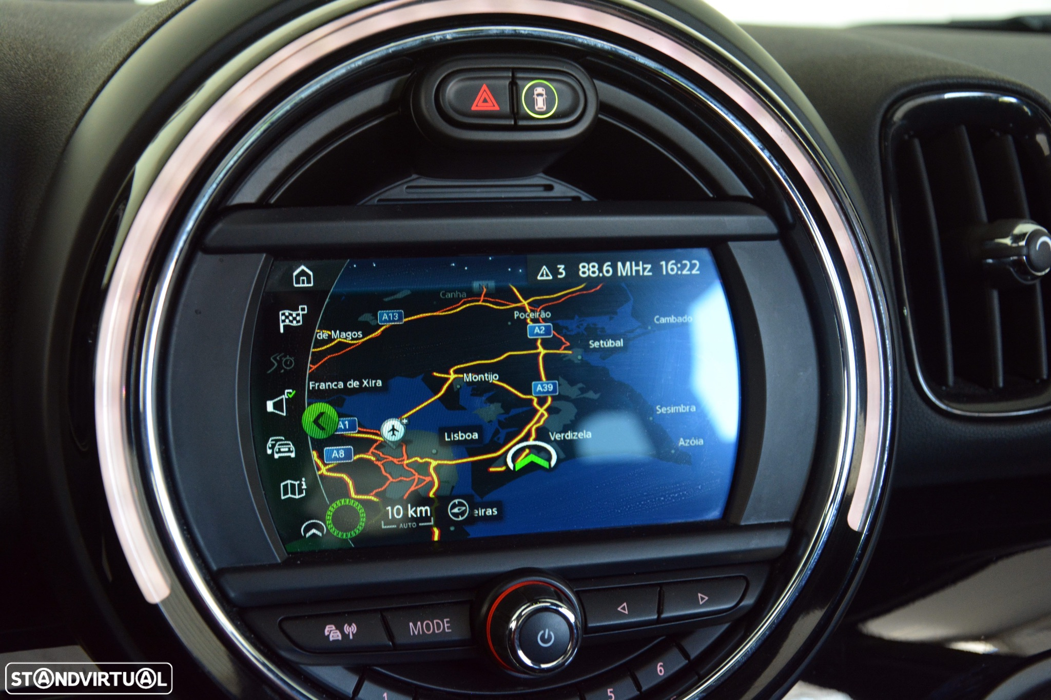 MINI Countryman Cooper SE ALL4 Auto - 29