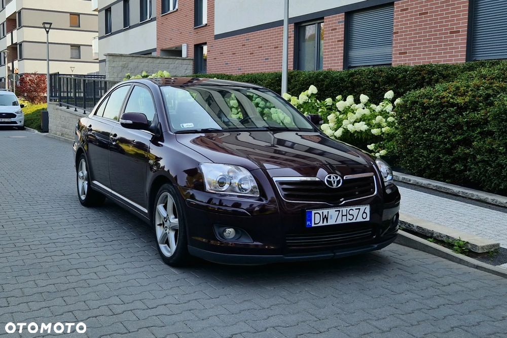 Toyota Avensis - 6