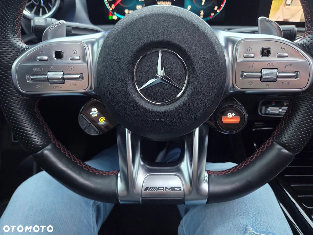 Mercedes-Benz CLA - 24