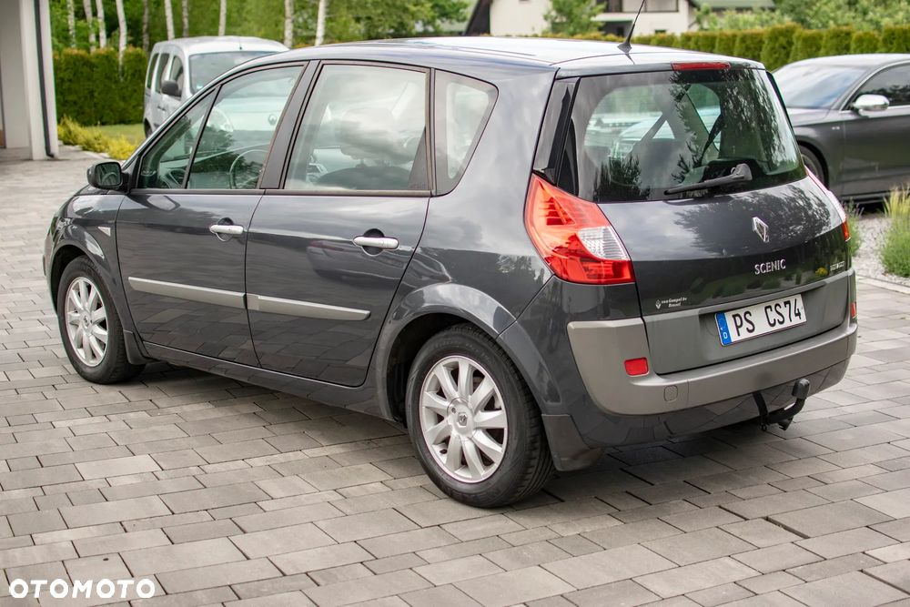 Renault Scenic - 16