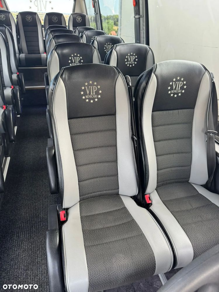 Mercedes-Benz SPICA / SPRINTER / SPROWADZONY / MANUAL / LODÓWKA/ SILNIK 3.0 - 5