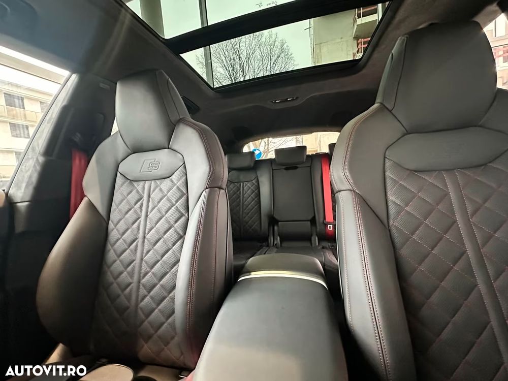 Audi Q8 SUV TFSI e quattro 290 kW tiptronic S line business - 17
