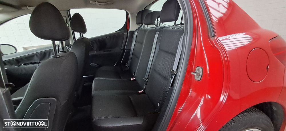 Peugeot 207 1.4 16V Active - 9