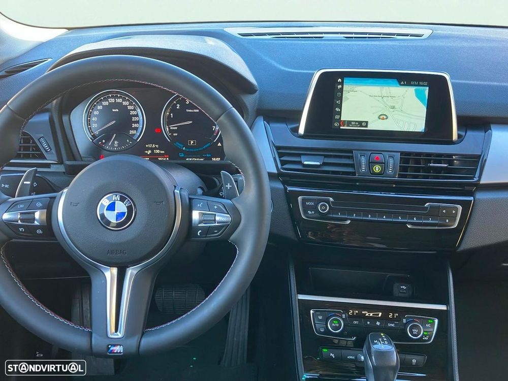 BMW 225xe Active Tourer - 10