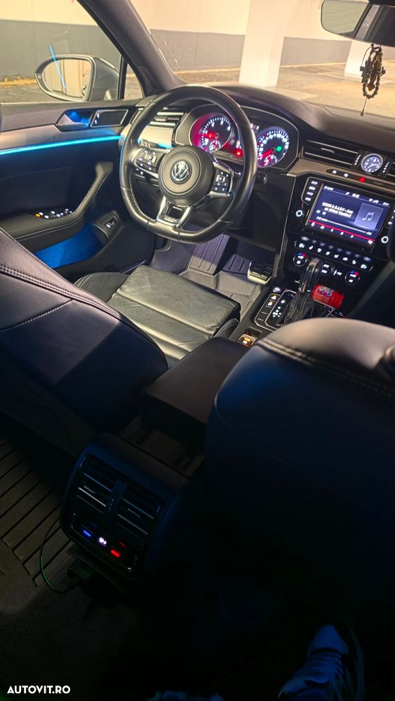 Volkswagen Passat 2.0 TDI DSG R Executive - 4