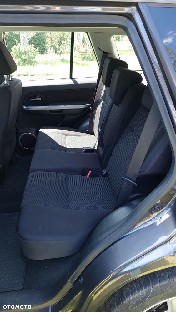 Suzuki Grand Vitara - 11