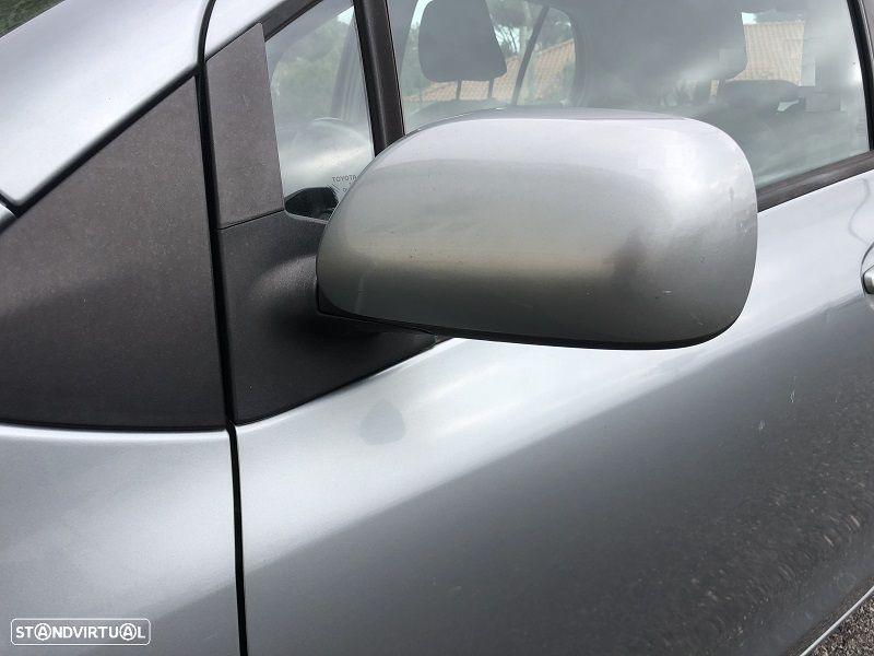 Toyota Yaris 1.0 VVT-i AC - 9