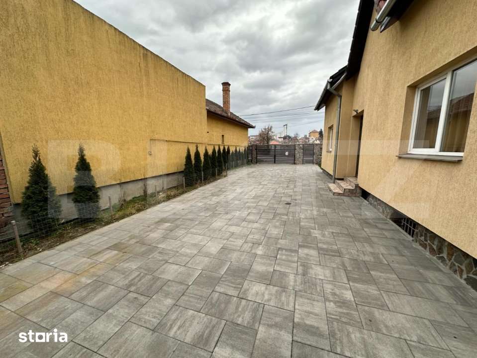Casa 4 camere, curte si gradina, garaj/hala, Tolstoi - Imagine principală: 2/14