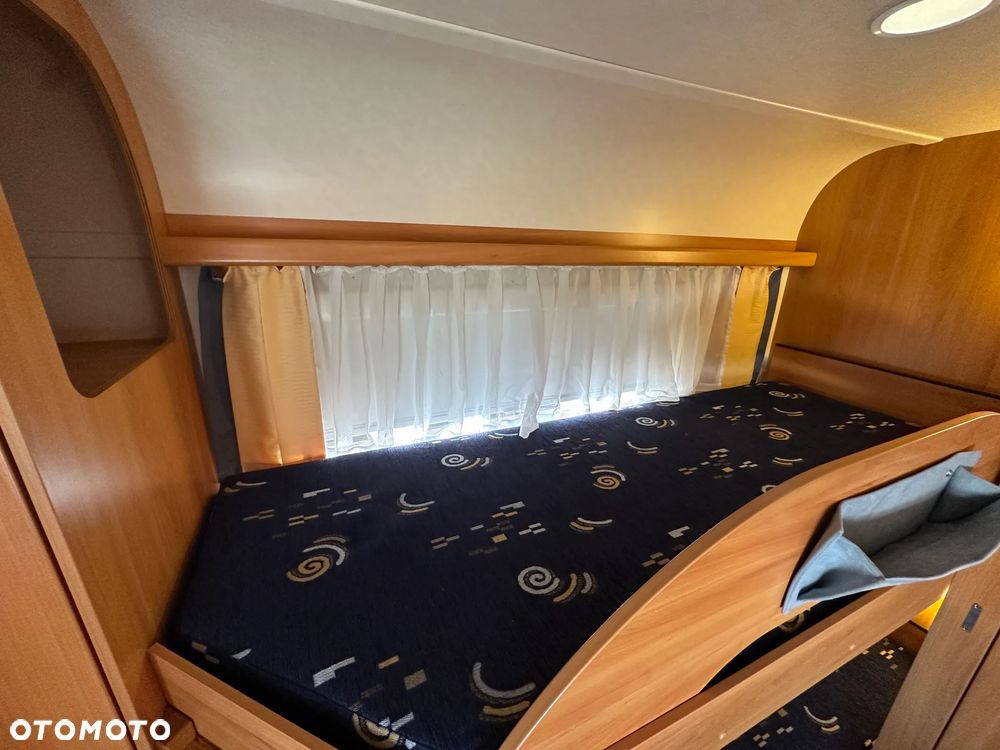 Wilk 550 S4 z przedsionkiem Isabella i łóżkami piętrowymi. ! RATY ! - 10