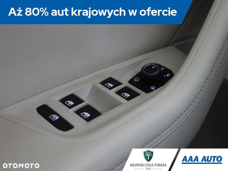 Volkswagen Passat Variant - 22