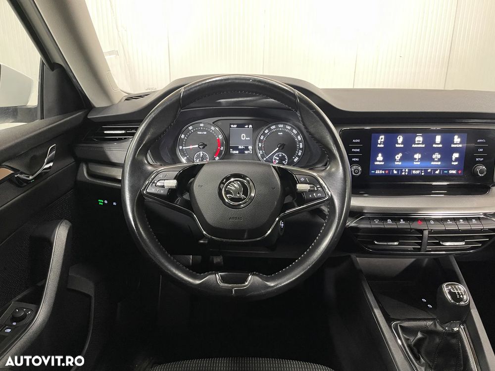 Skoda Octavia 1.5 TSI Ambition - 7