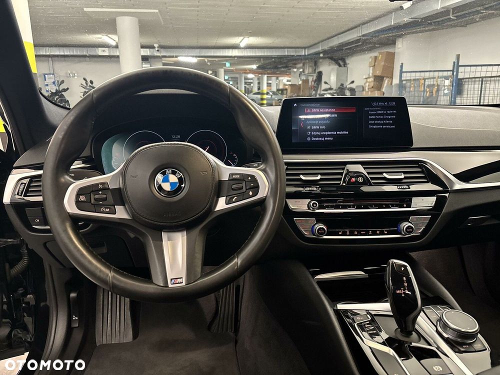 BMW Seria 5 518d Advantage - 14