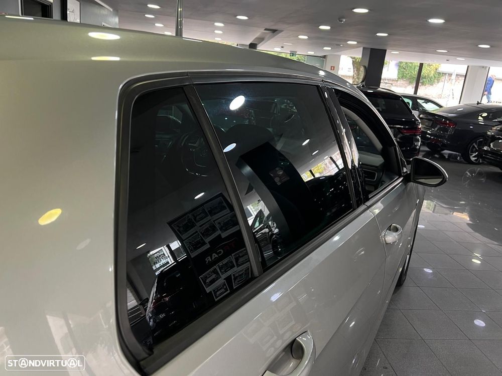 VW Golf 1.6 TDi Confortline - 7