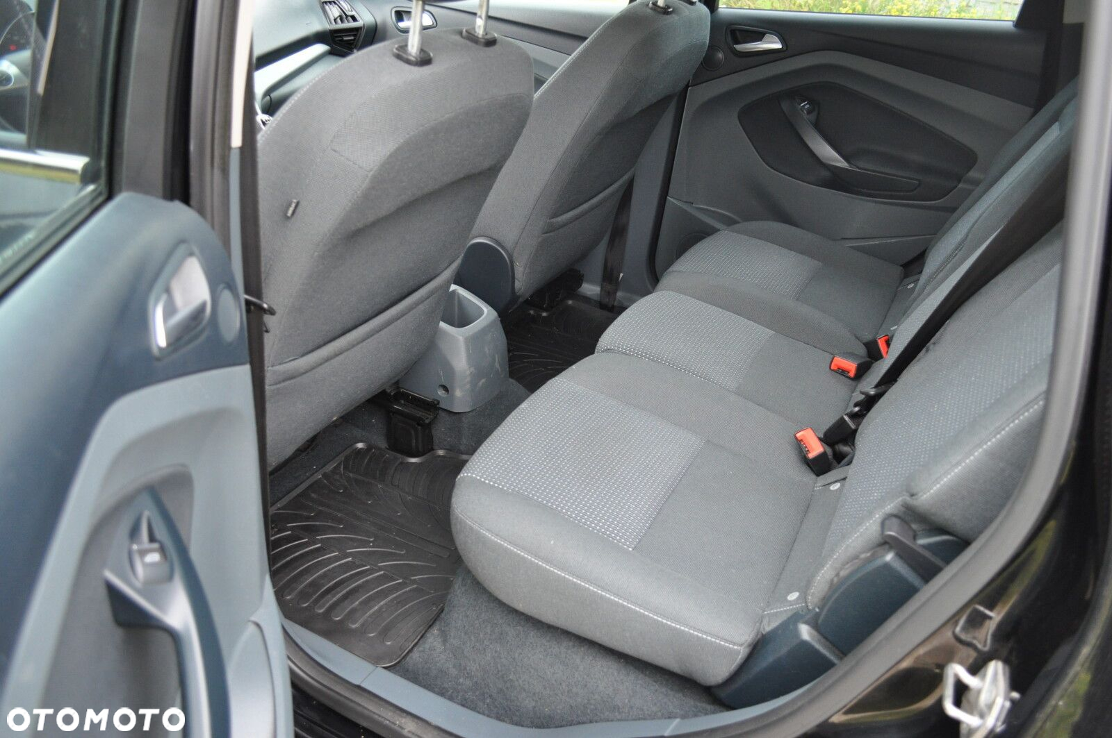 Ford C-MAX - 12