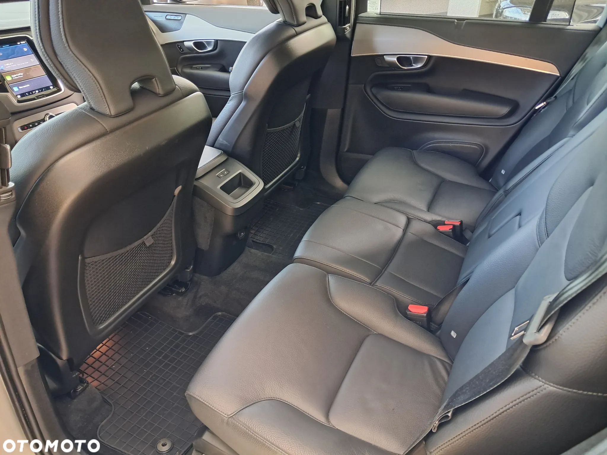 Volvo XC 90 - 13