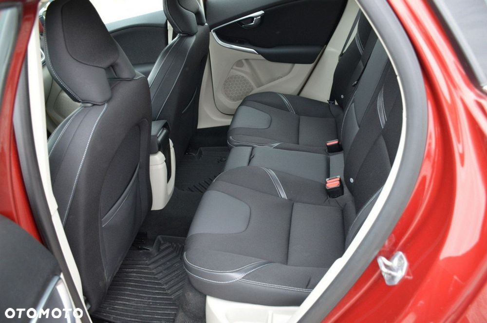 Volvo V40 - 26