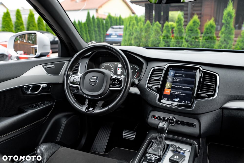 Volvo XC 90 T6 AWD R-Design - 27