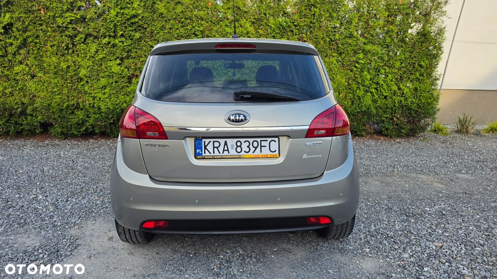 Kia Venga 1.4 CVVT Fifa World Cup Edition - 19