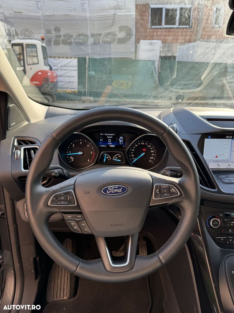 Ford Kuga 2.0 TDCi 4WD Powershift ST-Line - 10