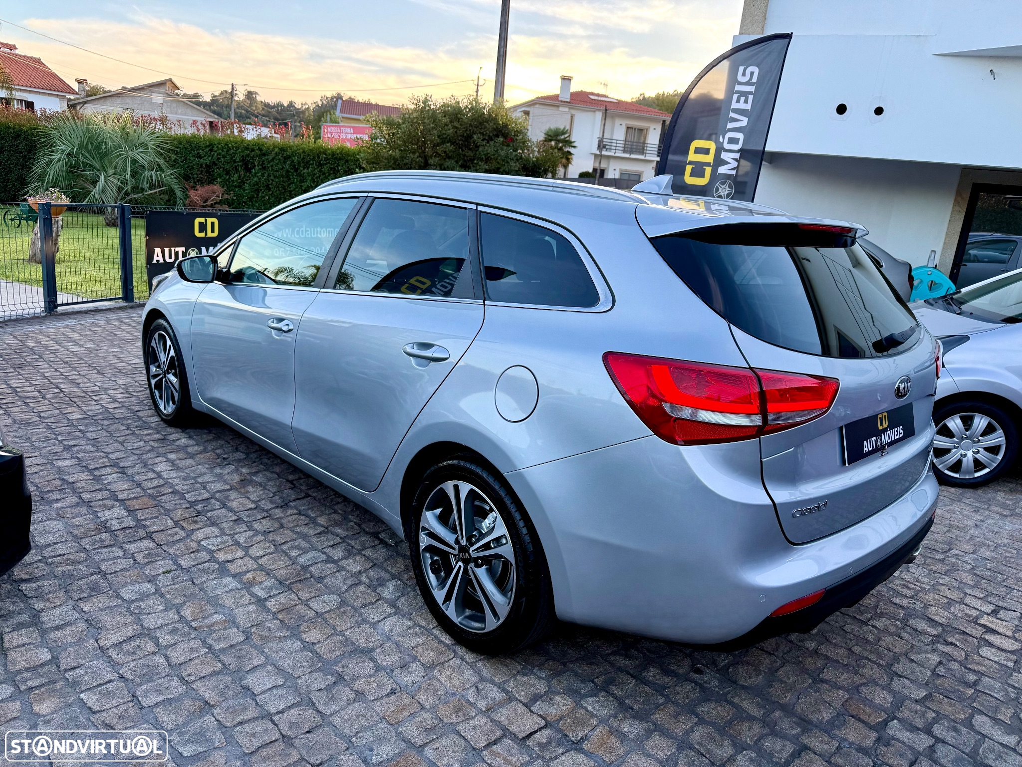 Kia Ceed SW 1.6 CRDi GT Line - 4