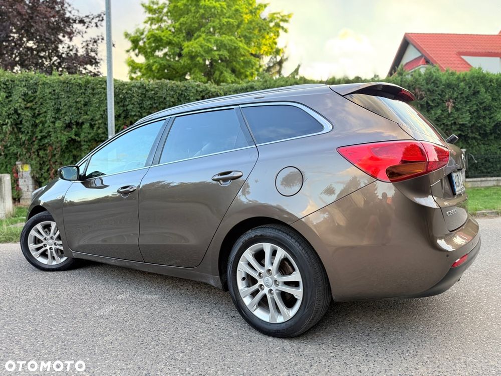 Kia Ceed 1.6 GDI Edition 7 - 17