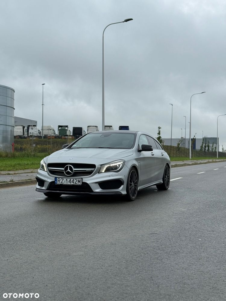 Mercedes-Benz CLA - 2