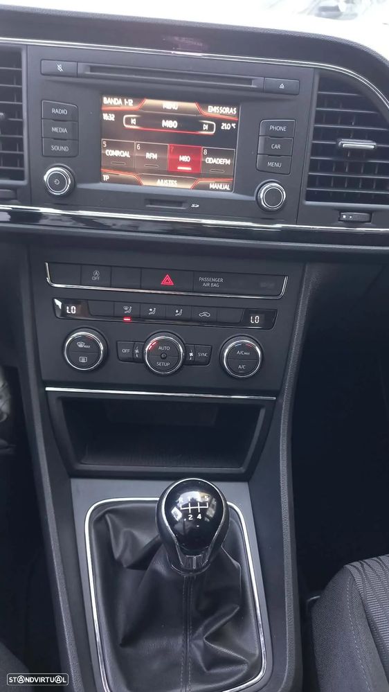 SEAT Leon ST 1.6 TDI S&S Style - 9