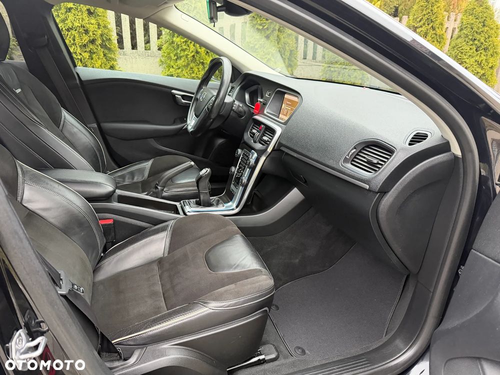 Volvo V40 D2 R-Design Kinetic - 21