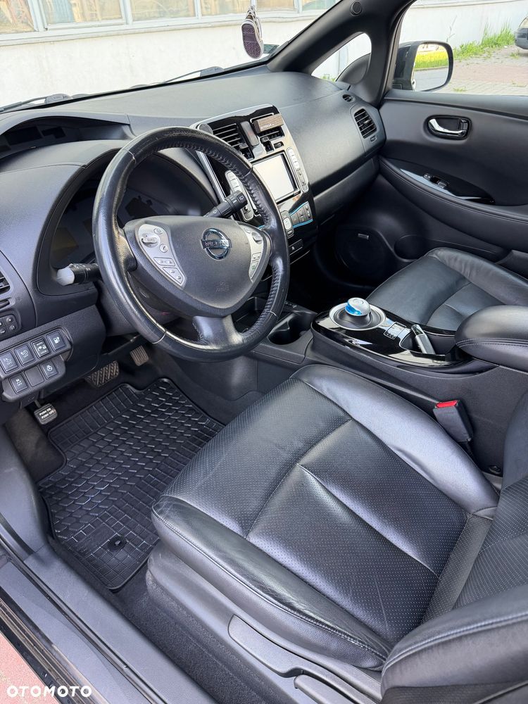 Nissan Leaf 24kWh Tekna - 12