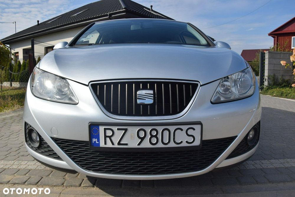 Seat Ibiza SC 1.6 16V DSG Stylance - 6