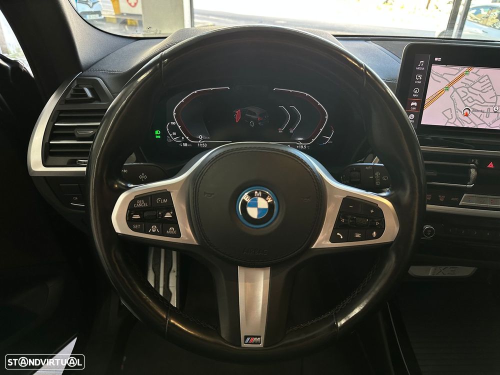 BMW iX3 M Sport Impressive - 24