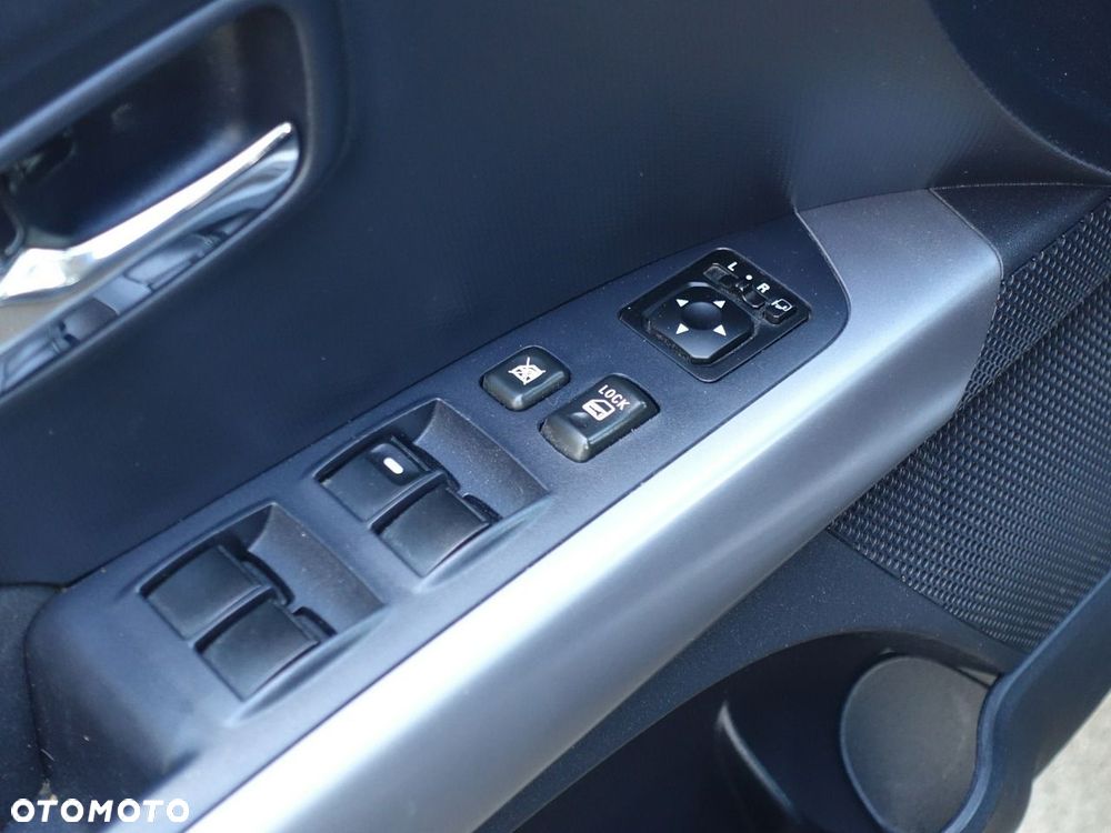 Mitsubishi Outlander 2.4 4WD Intense - 13
