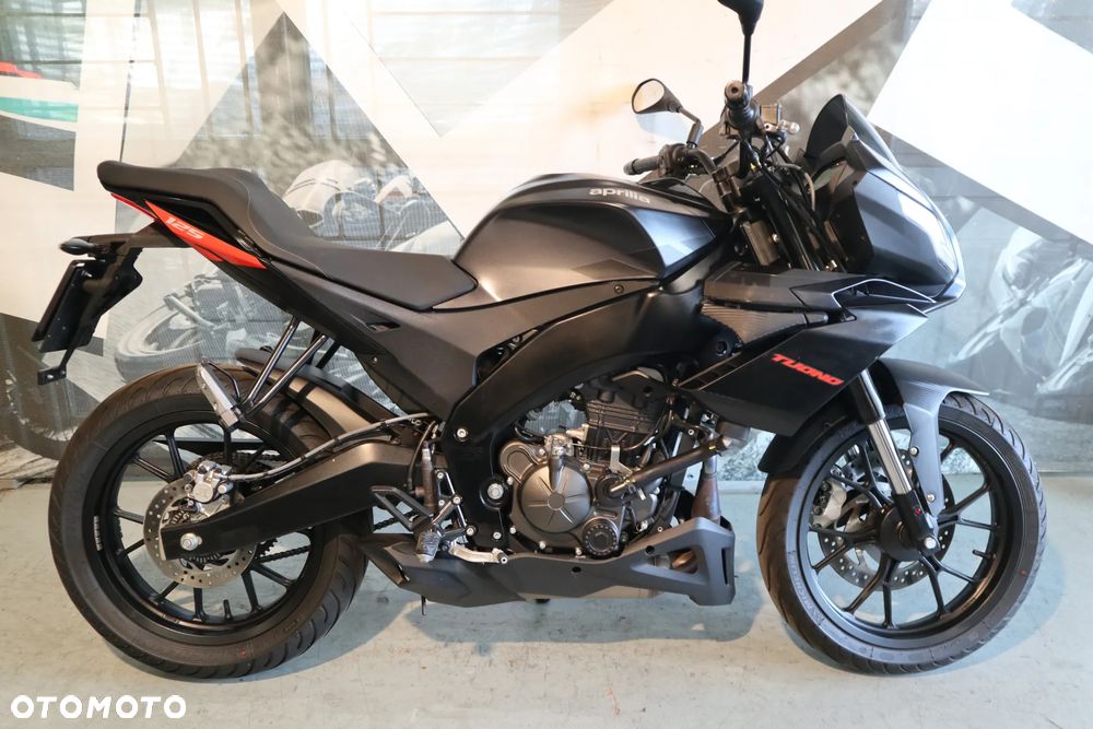 Aprilia Tuono - 18