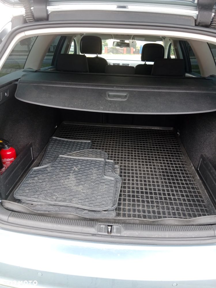 Volkswagen Passat 2.0 TDI Comfortline - 6