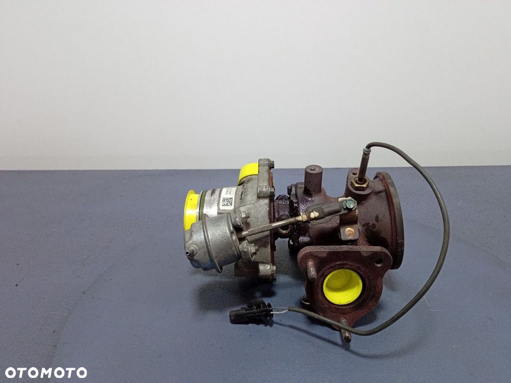VOLVO V40 II 2.0 D2 120KM TURBOSPRĘŻARKA 31380130 - 5