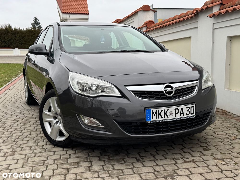 Opel Astra - 4