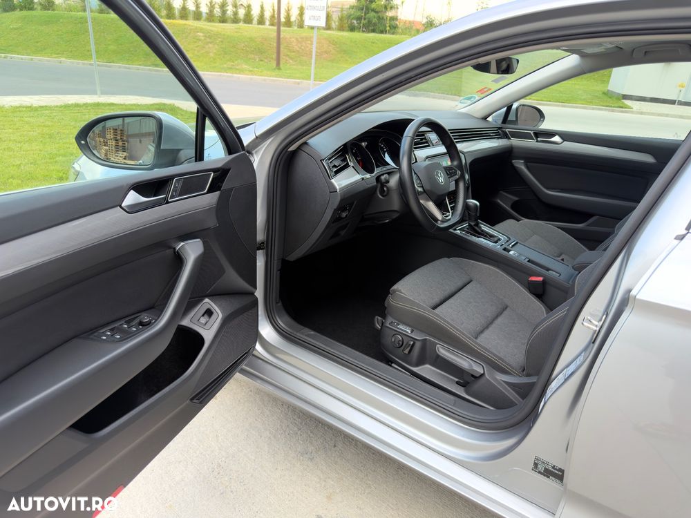 Volkswagen Passat 2.0 TDI SCR DSG Business - 23