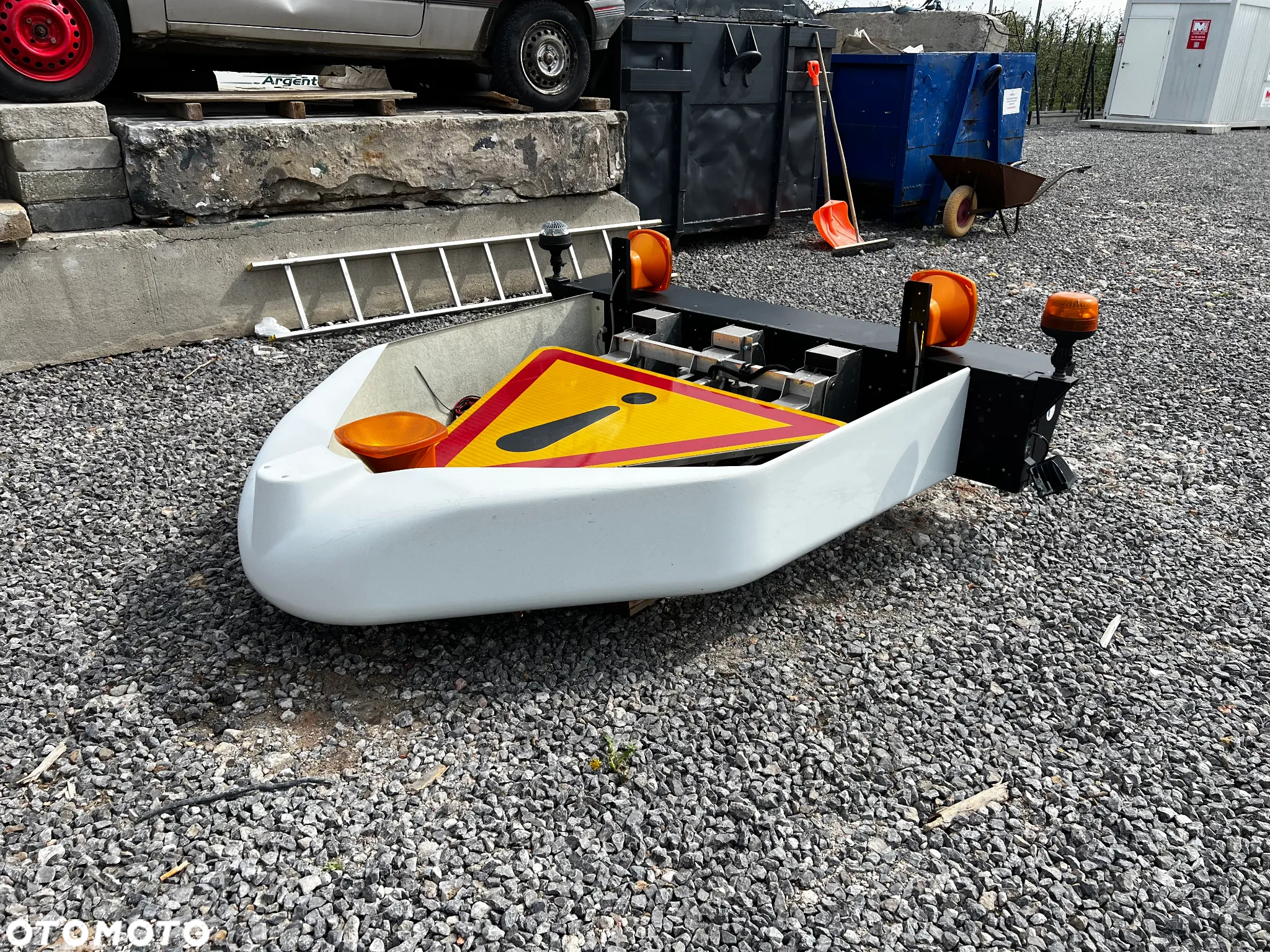 Znak, lampy ostrzegawcze, składane roboty drogowe - 7