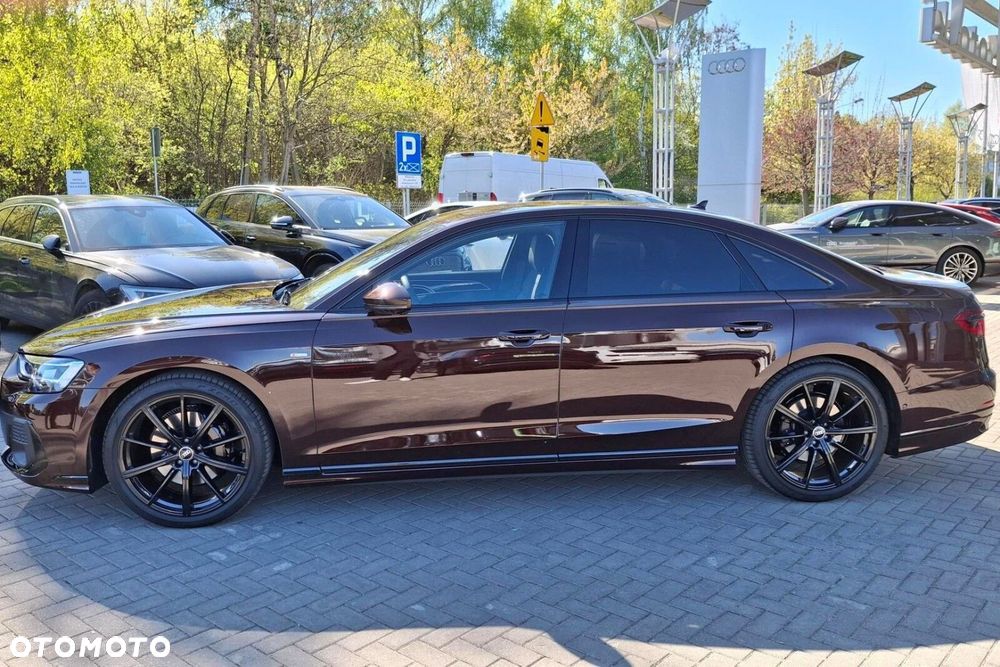 Audi A8 - 3