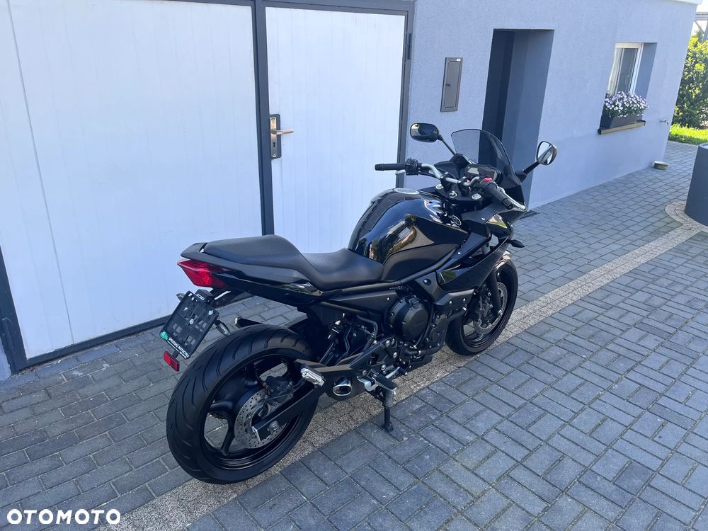 Yamaha XJ - 22
