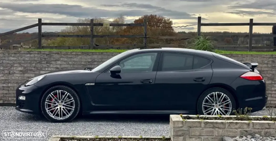 Porsche Panamera Platinum Edition - 10