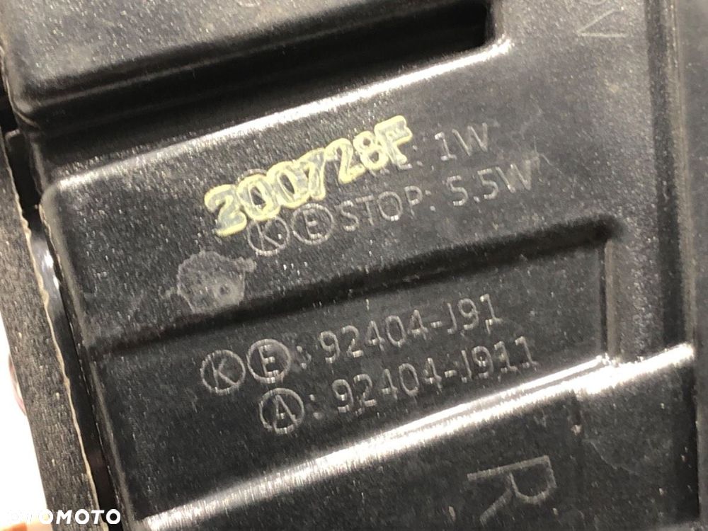 LAMPA TYŁ PRAWA WEWNĘTRZNA  HYUNDAI KONA (OS, OSE, OSI) 2017 - 2022 EV 150 kW [204 KM] elektryczny - 4