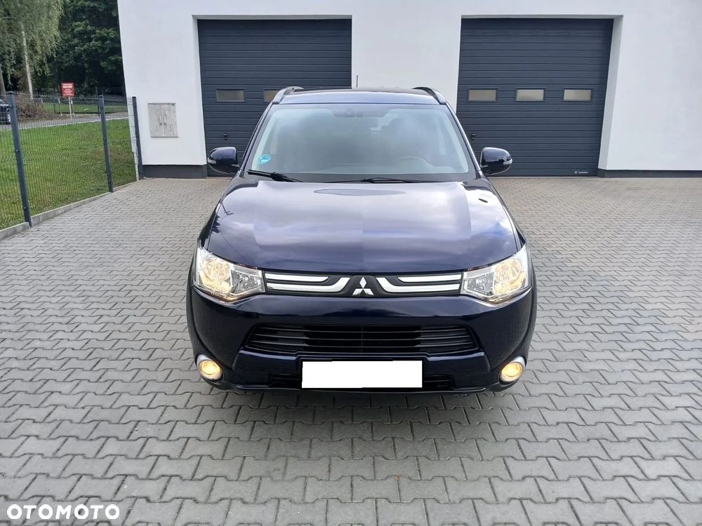 Mitsubishi Outlander 2.0 2WD Diamant Edition - 5