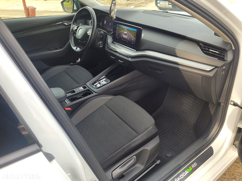 Skoda Octavia 2.0 TDI DSG Exclusive Plus - 8