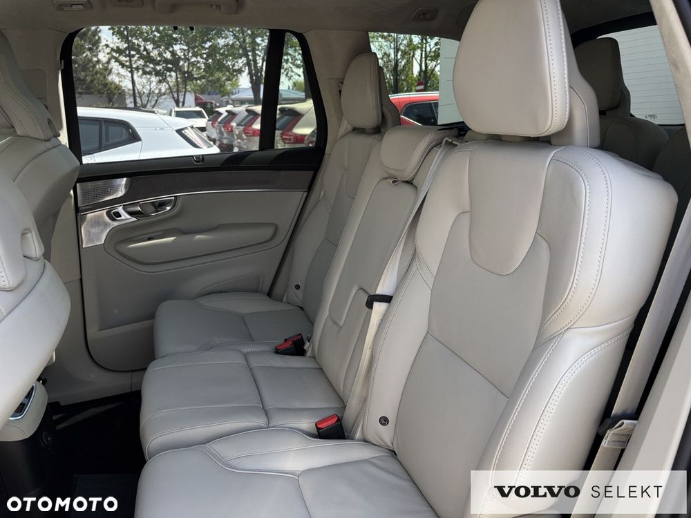 Volvo XC 90 - 11