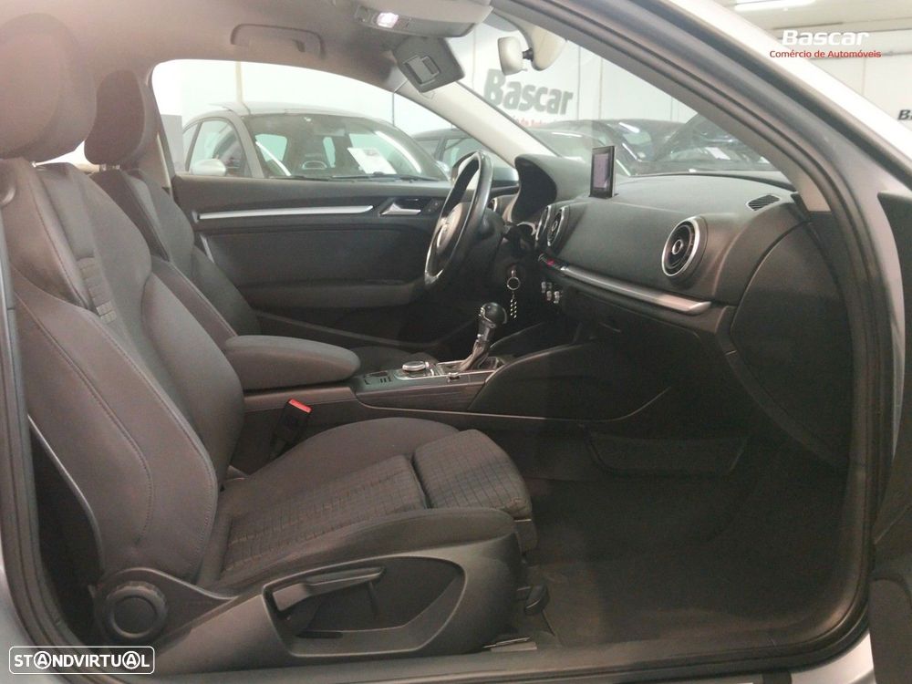 Audi A3 2.0 TDI S tronic sport - 15